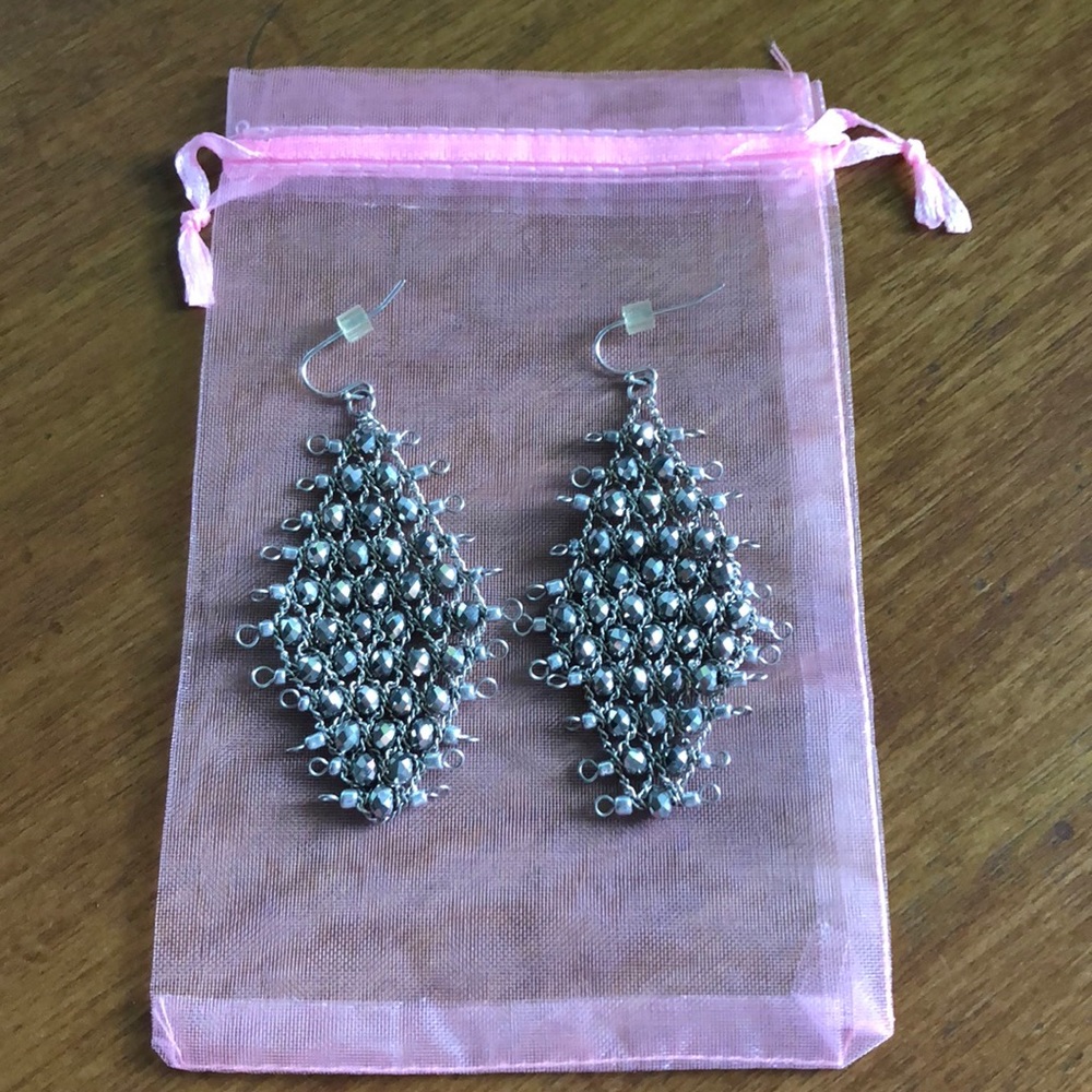 Chandelier earrings